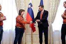 15. 12. 2022, Ljubljana – Predsednik Pahor je sprejel Luč miru iz Betlehema (Nebojša Tejić/STA)